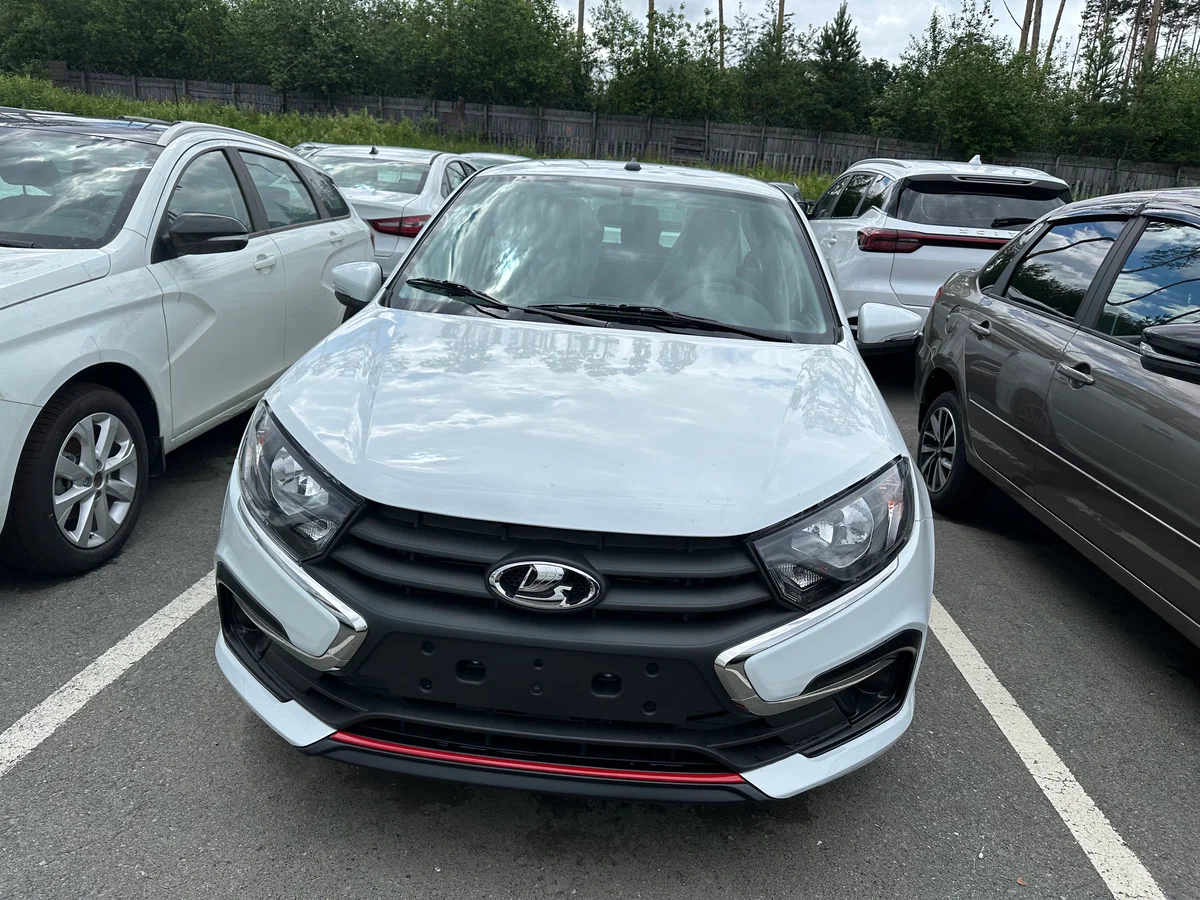 Lada Granta Sportline в Волгоград - фото №2