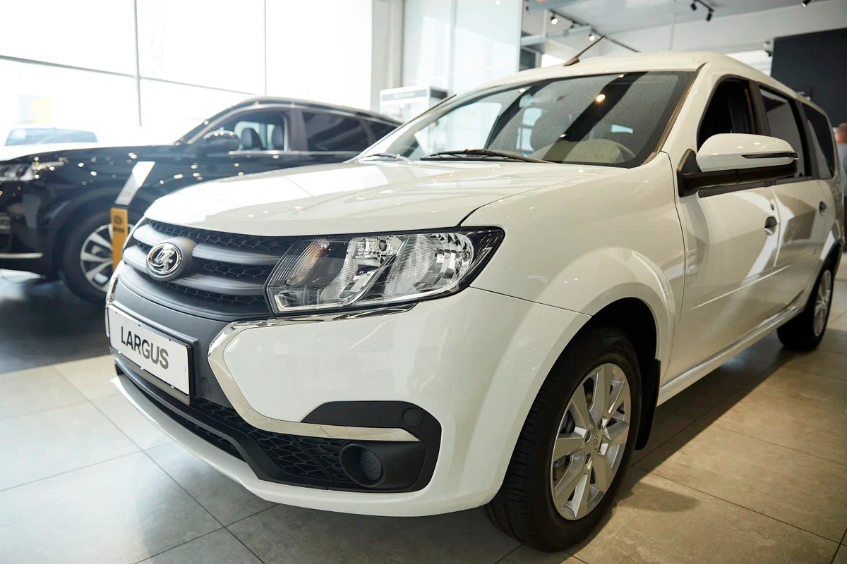 Lada Largus в Волгоград - фото №1